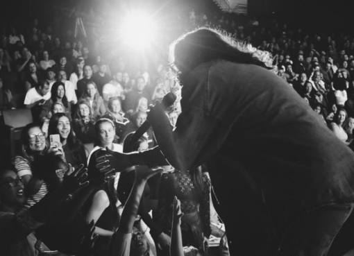 VITOR KLEY: E COMO O NOVO DISCO UNIU AINDA MAIS OS FÃS