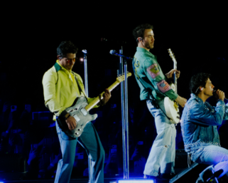 JONAS BROTHERS EM MAIS UMA PASSAGEM EMOCIONANTE PELO BRASIL